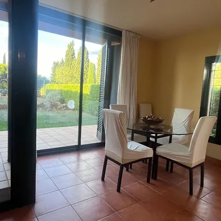 Torremirona Palmeras Holiday home *