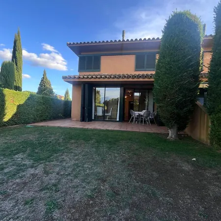 Torremirona Palmeras Navata